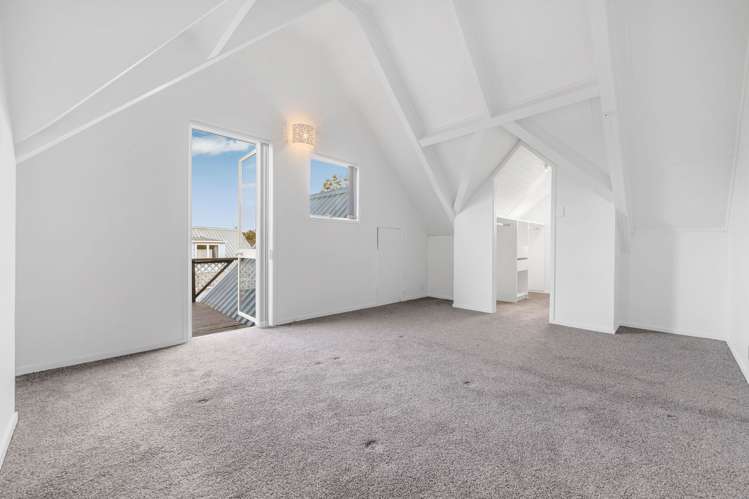 44 Eugenia Rise Totara Heights_12