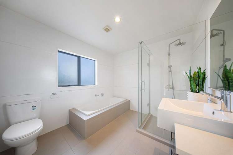 18 Bintulu Place Fairview Heights_13