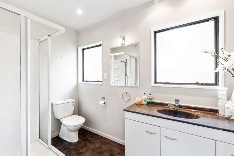 292B Rosetta Road Raumati Beach_10