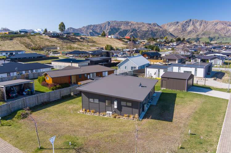 57 Hewson Crescent Lake Hawea_18