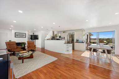 1/66 Browns Bay Road_3