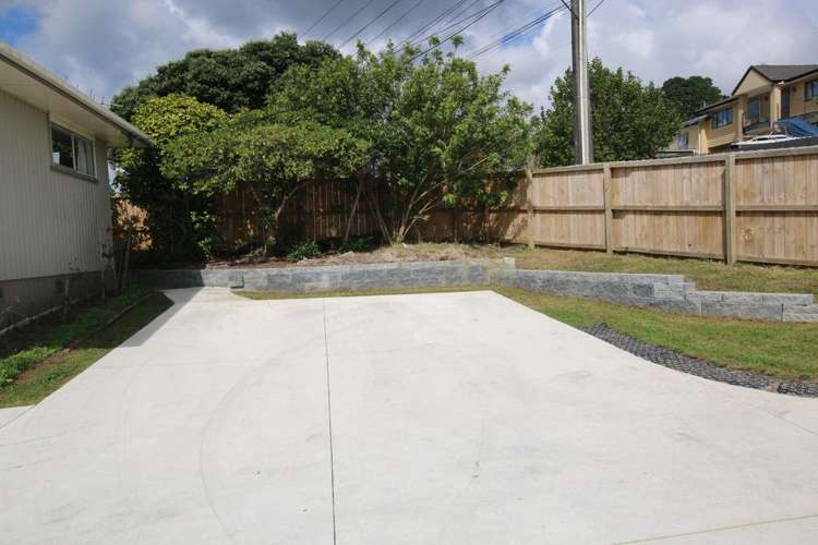 242a Triangle Road Massey_9