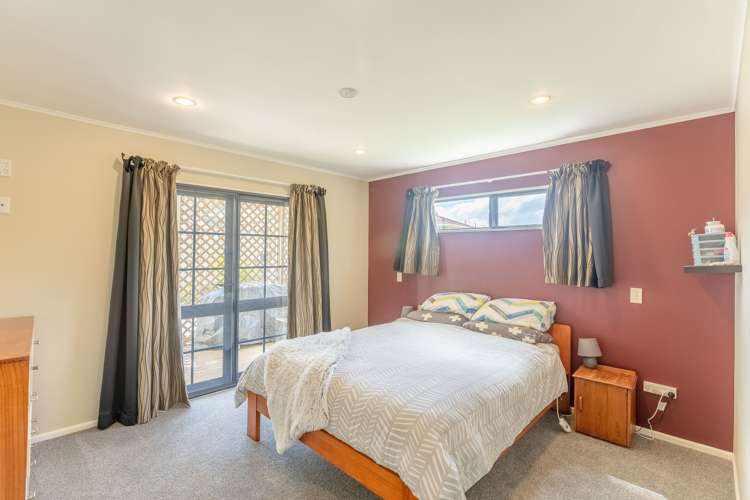 9a Greer Crescent Tawa_9
