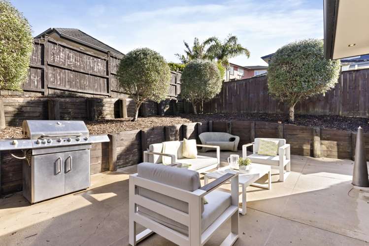 10 Mazuran Place Flat Bush_17