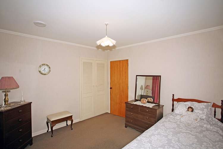 120 Springs Road Hornby_11