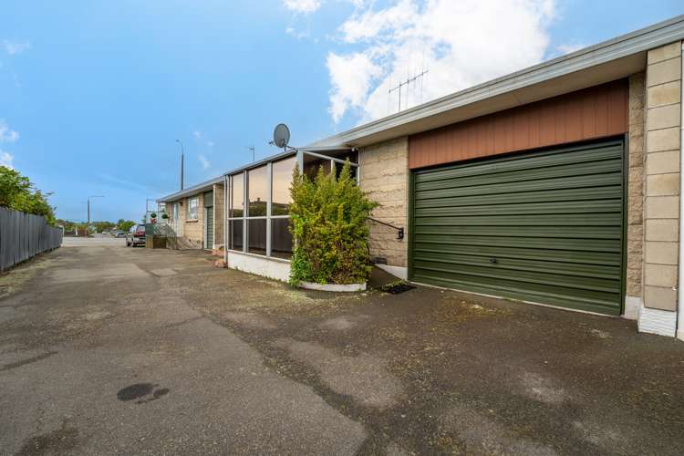 2/164 North Street West End_13