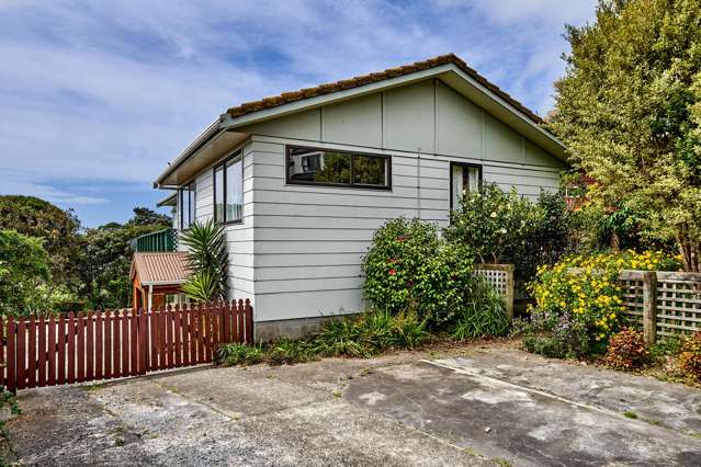 19 Puketai Place Pukerua Bay_1