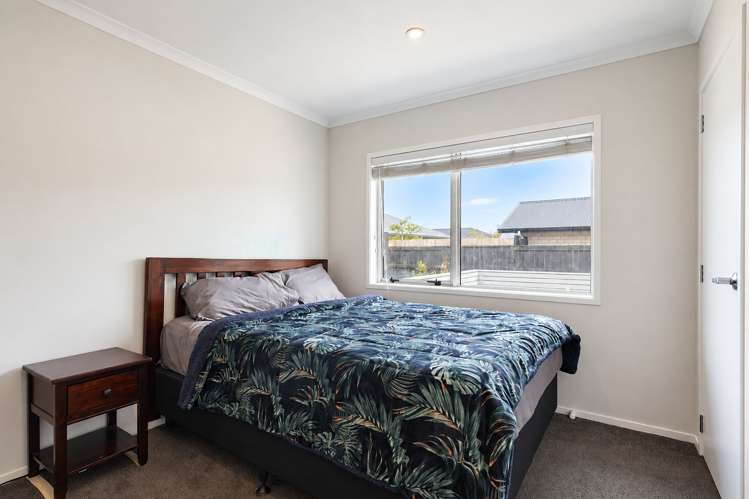 93 Puhirake Crescent Pyes Pa_12