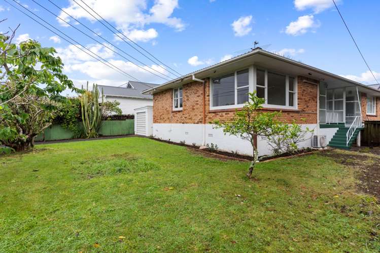 1/8 Crown Street_0