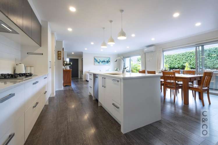 9 Pohutukawa Parade Riverhead_2