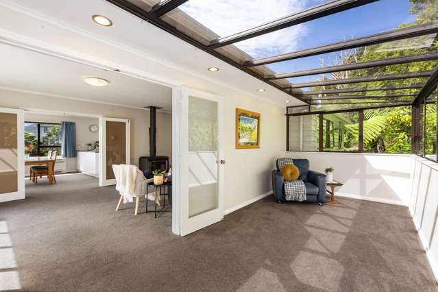 19 Paddington Grove Karori_1