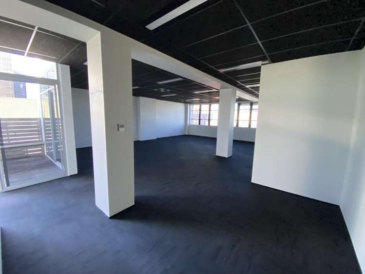 554 GF Victoria Street Hamilton City Central_2