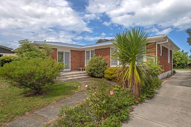 1034 Aberdeen Road Te Hapara_1