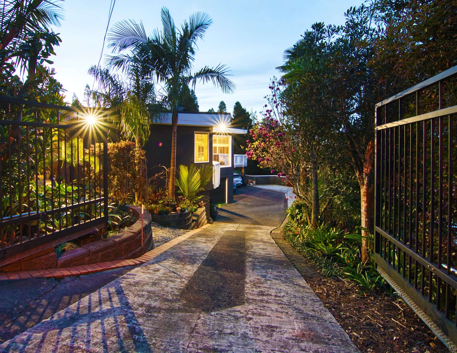 207 Godley Road Titirangi_0