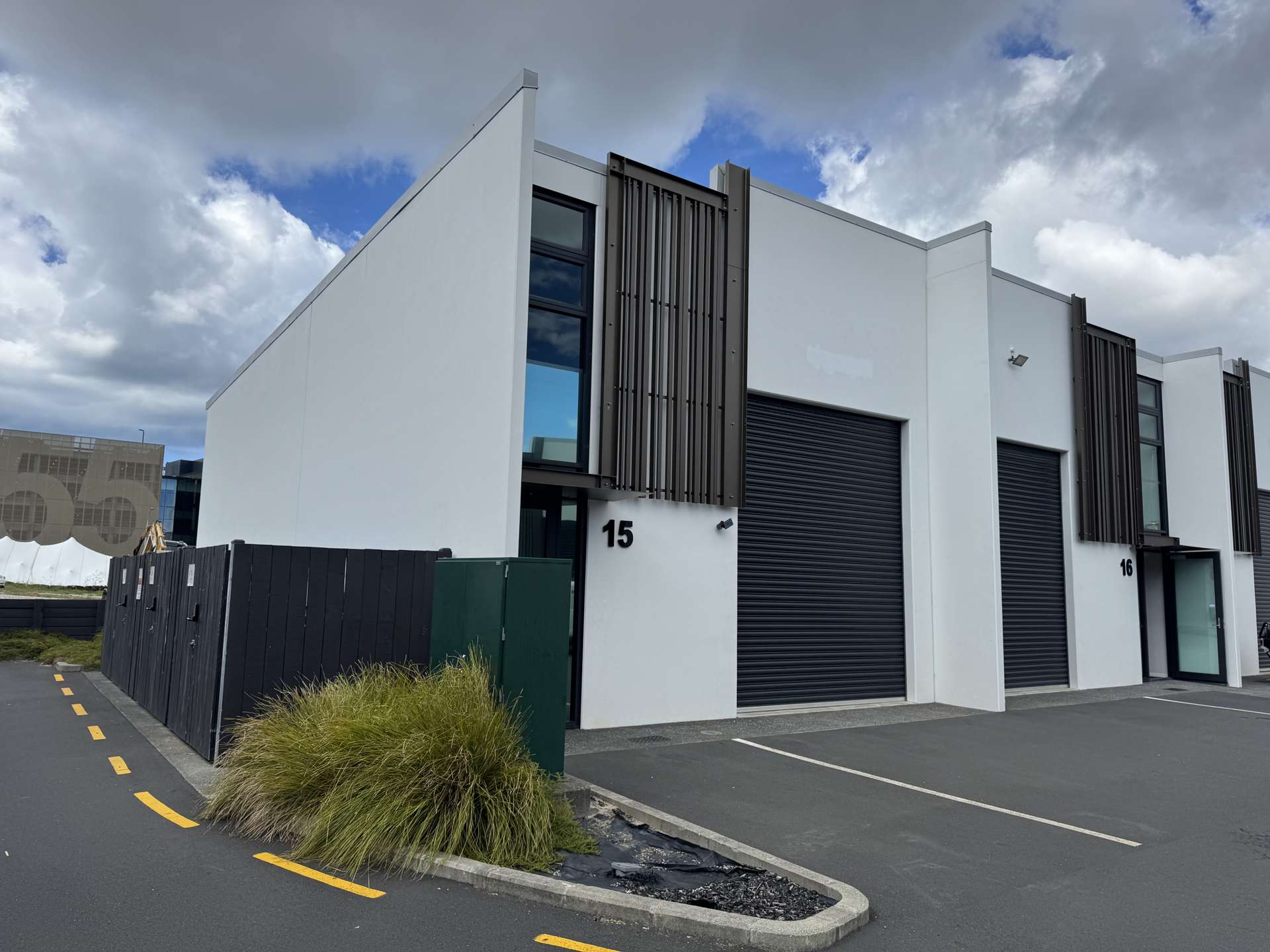 15/3 Oracle Drive Albany_0