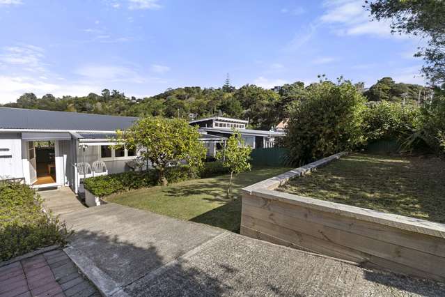 6 Moana Avenue Surfdale_1