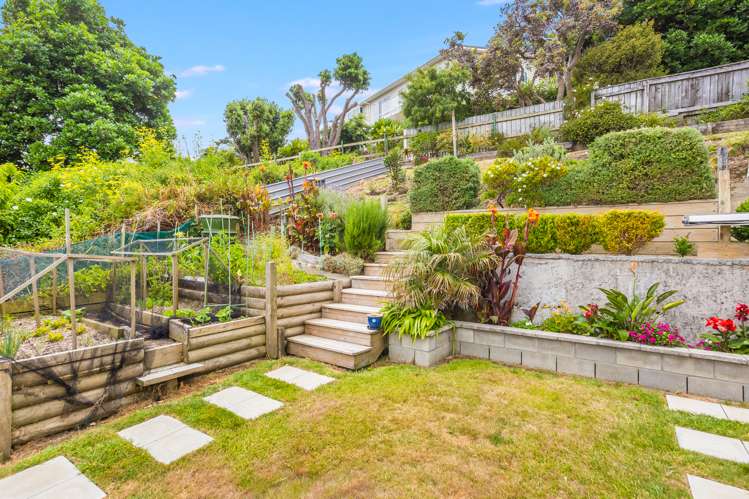 86 Mana Esplanade Paremata_18