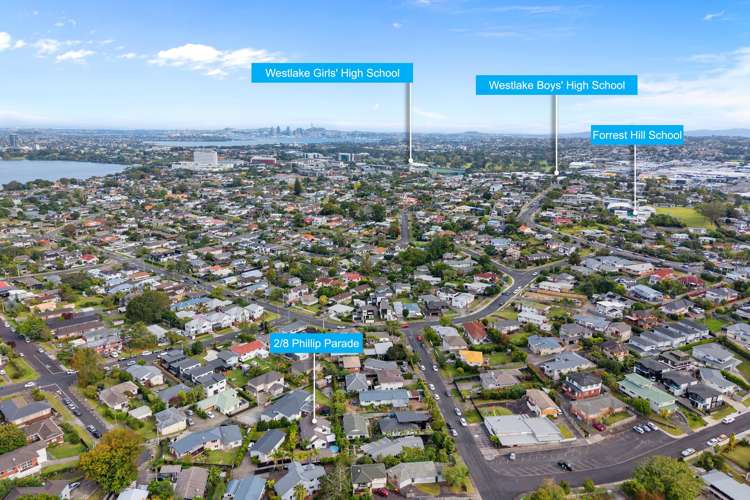 2/8 Phillip Parade Forrest Hill_17