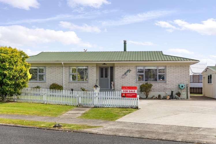 49 Norwood Road Paeroa_17