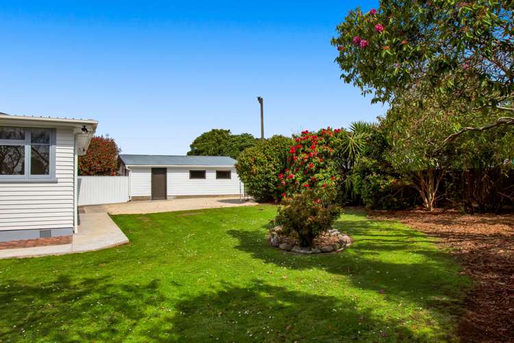 112 Broadway Waitara_12