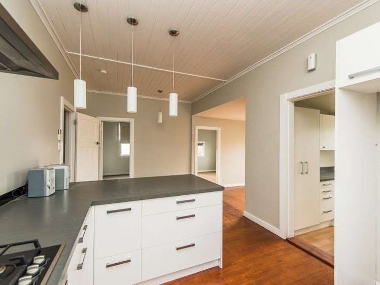 2 Surrey Road Springvale_9