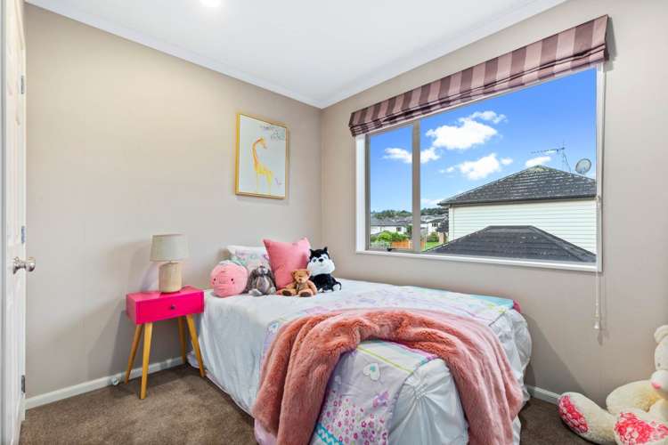 2 Woolaston Place Flat Bush_13
