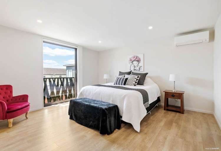 2/21A Mt Smart Road Royal Oak_4