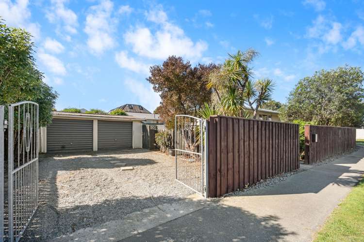 69 Vardon Crescent Shirley - Fairway Park_11