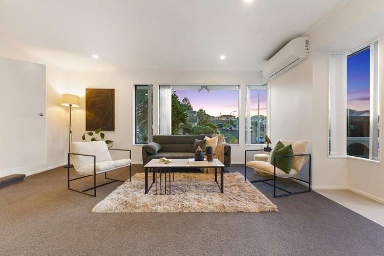 1/40 Jane Eyre Drive Somerville_5