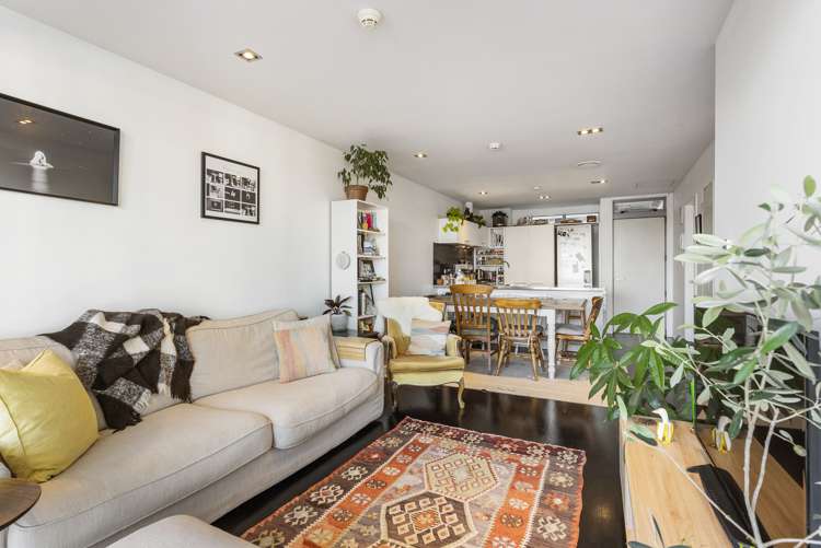 4r/435 New North Road Kingsland_2