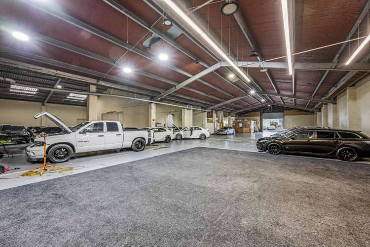 10-12 Heremai Street Henderson_13