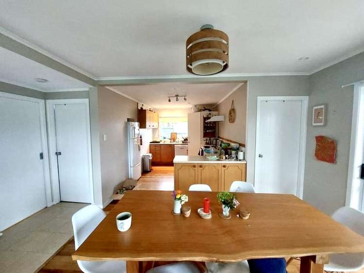 67 Lorenzen Bay Road Raglan_17