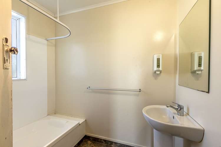 90 Racecourse Road Waipukurau and Surrounds_10