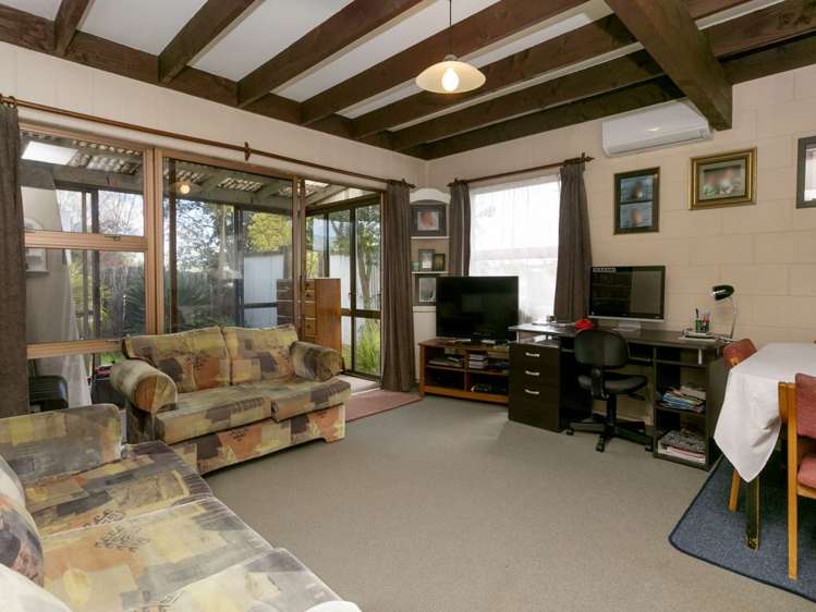 17 Tawa Street Hilltop_5