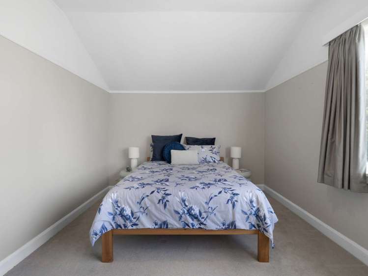 5 Parkes Avenue Saint Johns Hill_25