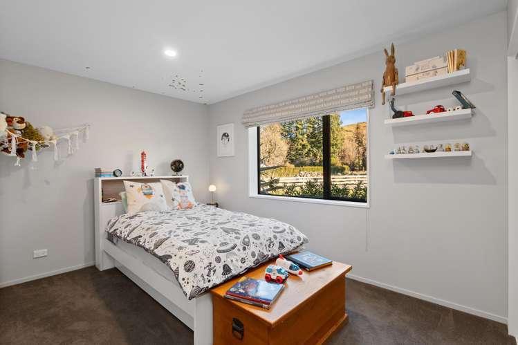 5808 West Coast Road Springfield_20