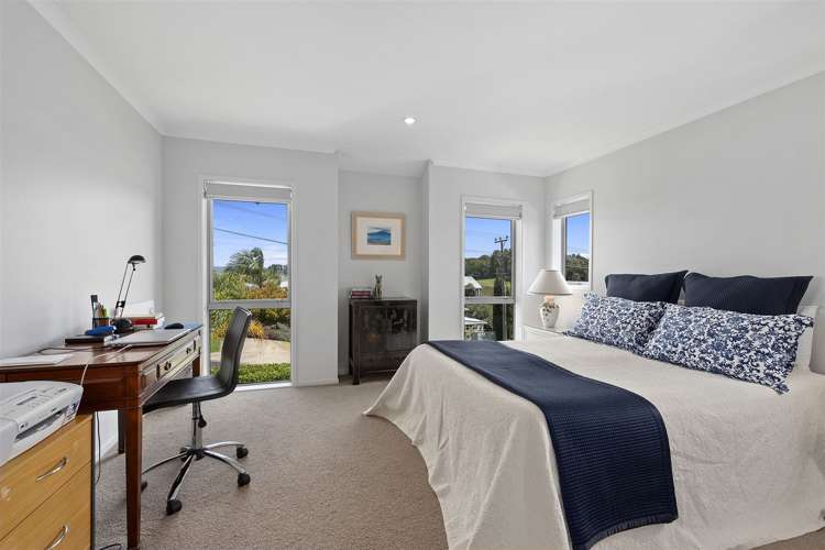 3 Merwood Lane Devonport_11
