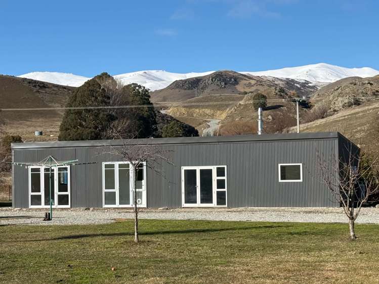745 Ardgour Road_0