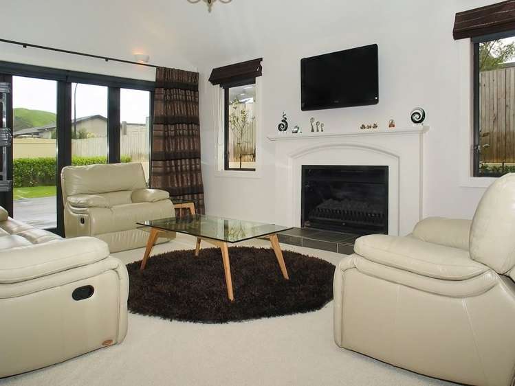 9 Pukemere Way Pukerua Bay_11