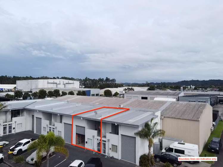 2/6 Loft Place Kumeu_0