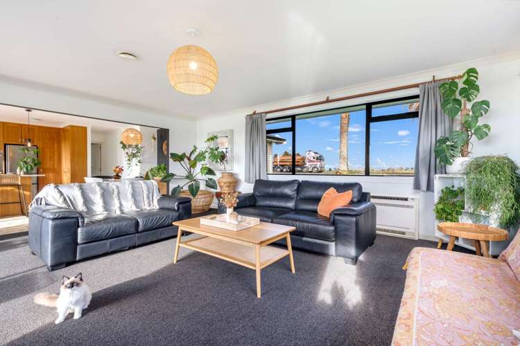 694 Thornton Road Thornton_10