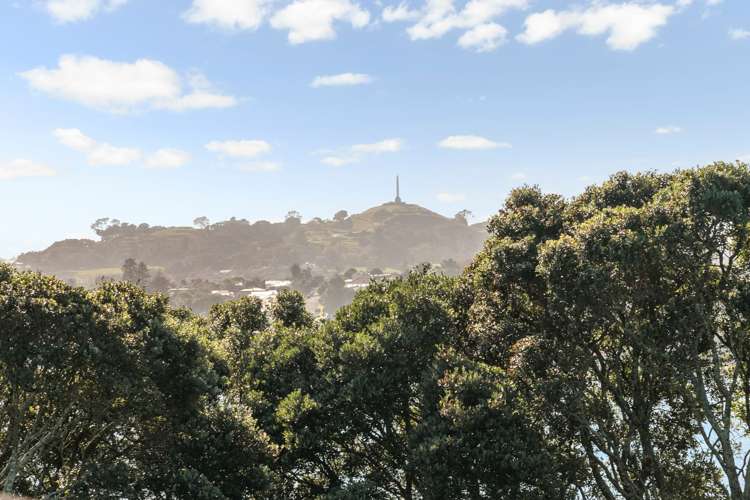 3 Yorkton Rise Mangere Bridge_10