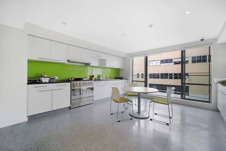 103/3 Basque Road 10021_10