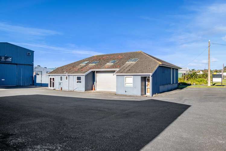 10-16 Constance Street Waiwhakaiho_20
