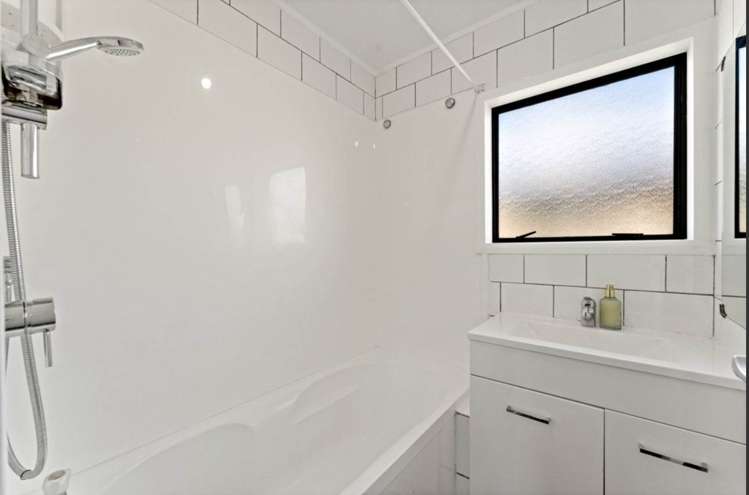 16A Short Street Papakura_7