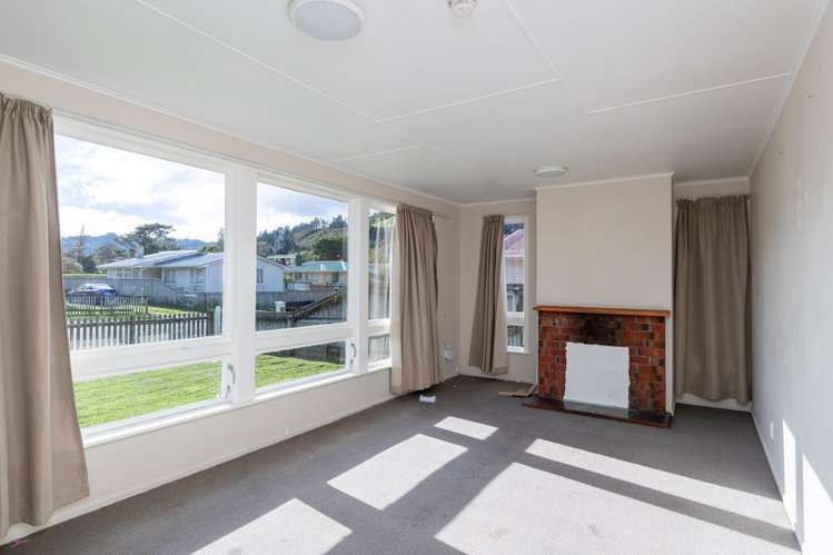 9 Orewa Grove Wainuiomata_1