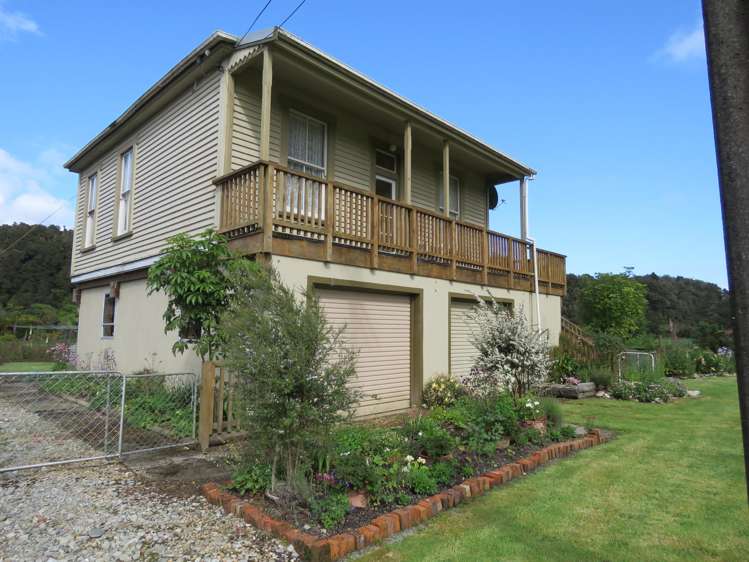 6 Gladstone Street Seddonville_15