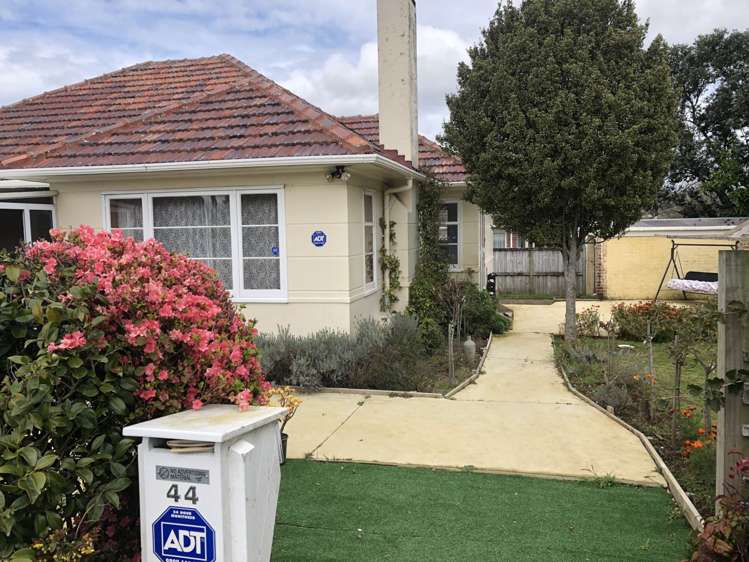 44 Fernleigh Avenue Epsom_14