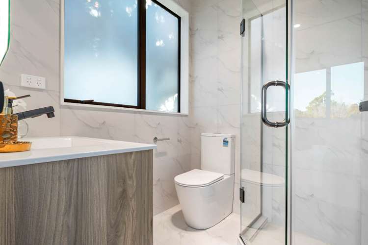 12c Wylie Avenue Sunnynook_18