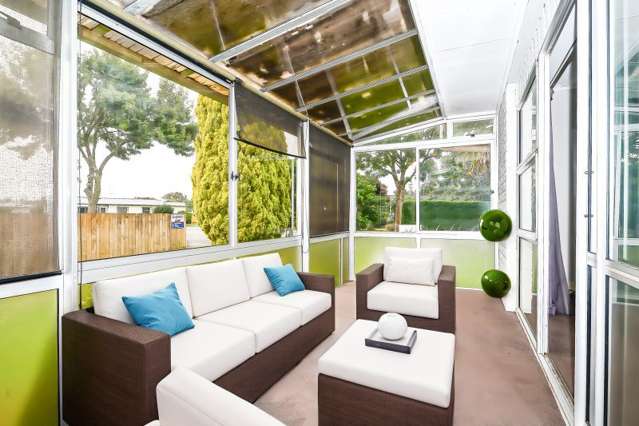 81 and 81A Oakfield Crescent Pukete_4